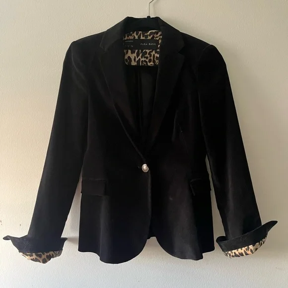 Zara Black Velvet Blazer with Leopard Accents - Picture 1 of 8